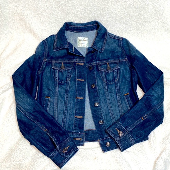 Old Navy Jackets & Blazers - ❄️Old Navy Jean Jacket